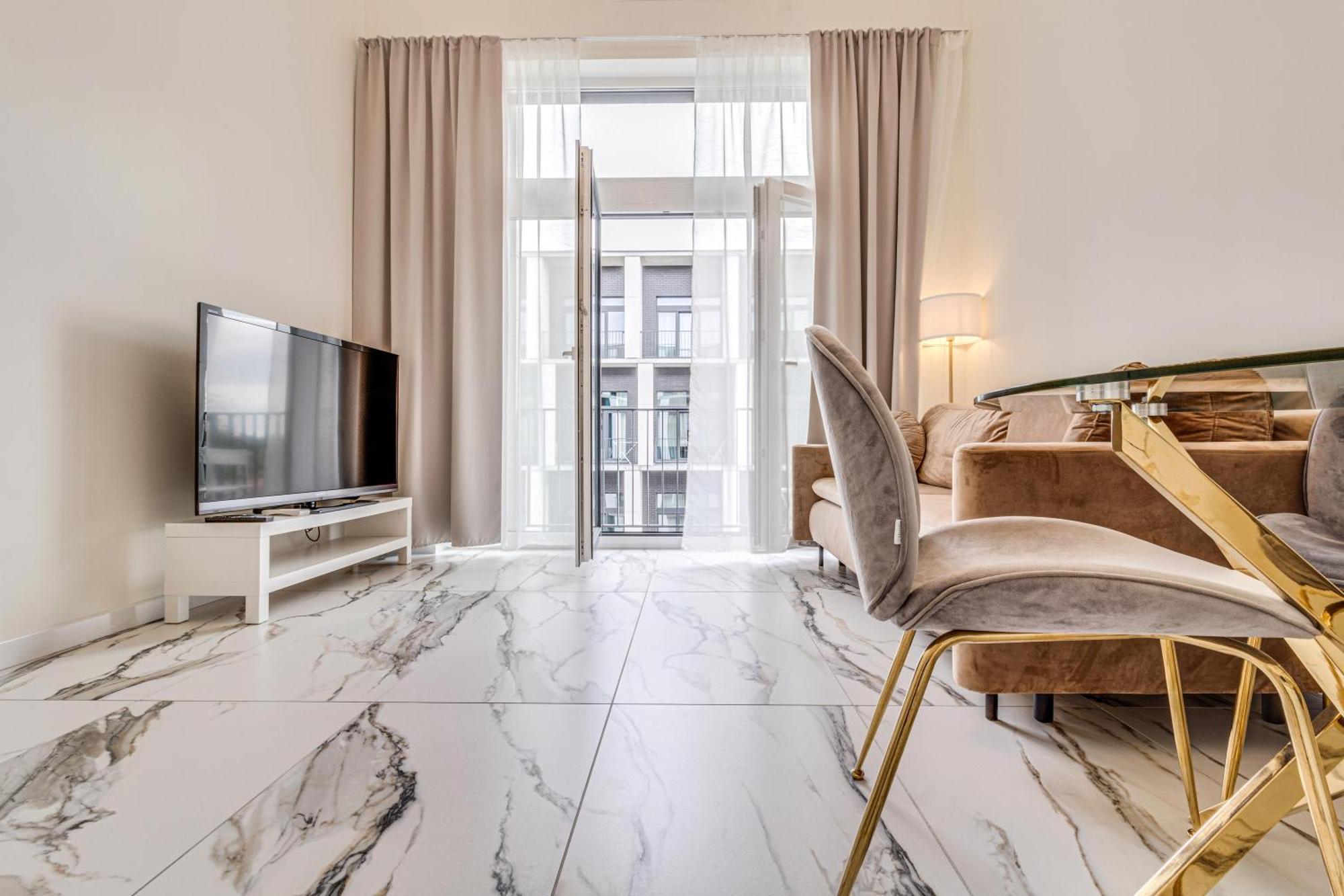 Rentplanet - Apartamenty Zarembowicza Вроцлав Екстериор снимка